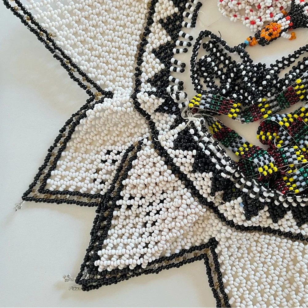 Beaded necklaces that need repair or for repurposing all damaged native seed - Picture 8 of 16
